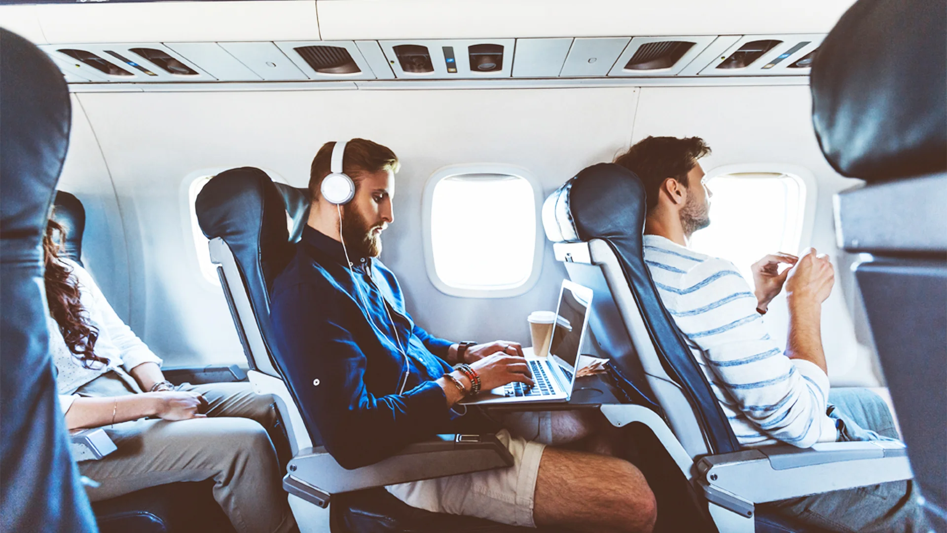 10 Best Economy Class Airlines to Fly