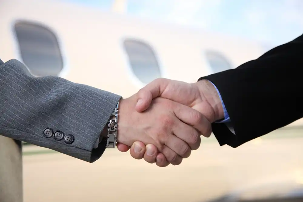 Subscription to Flight Deal Services